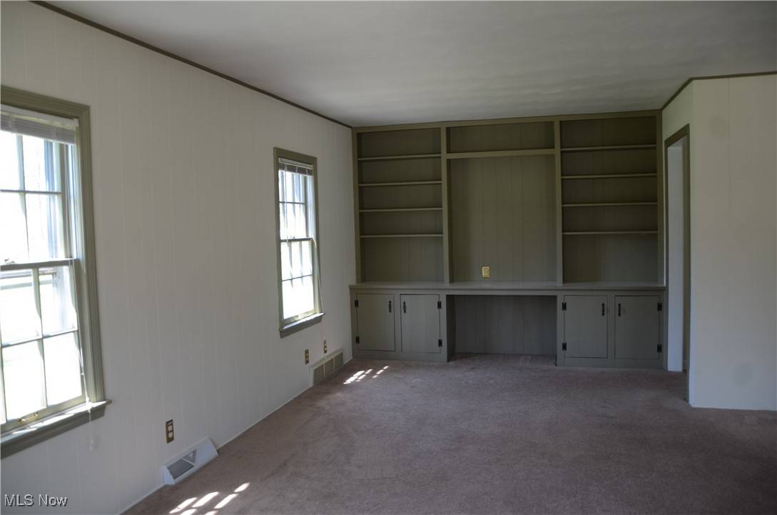 Hudson, OH 44236,7465 Valerie LN
