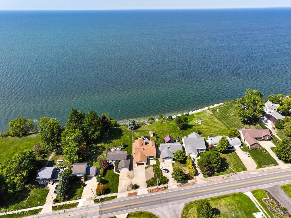 Eastlake, OH 44095,33091 Lake Shore BLVD