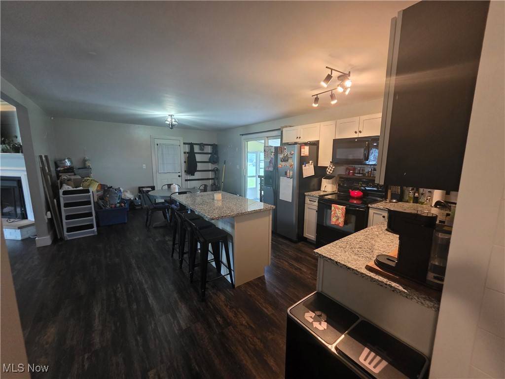 Jefferson, OH 44047,221 S Elm ST