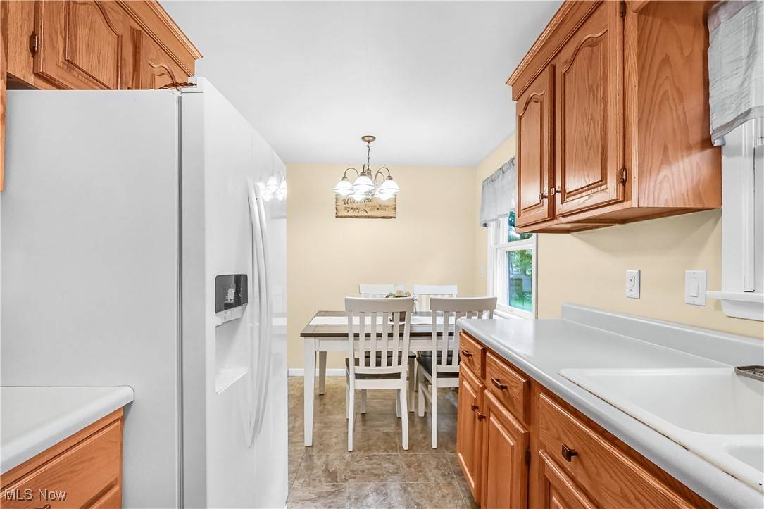 Wooster, OH 44691,1636 Hickory LN
