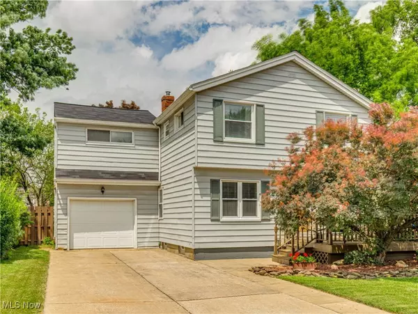 1137 Silver Lake AVE, Cuyahoga Falls, OH 44223