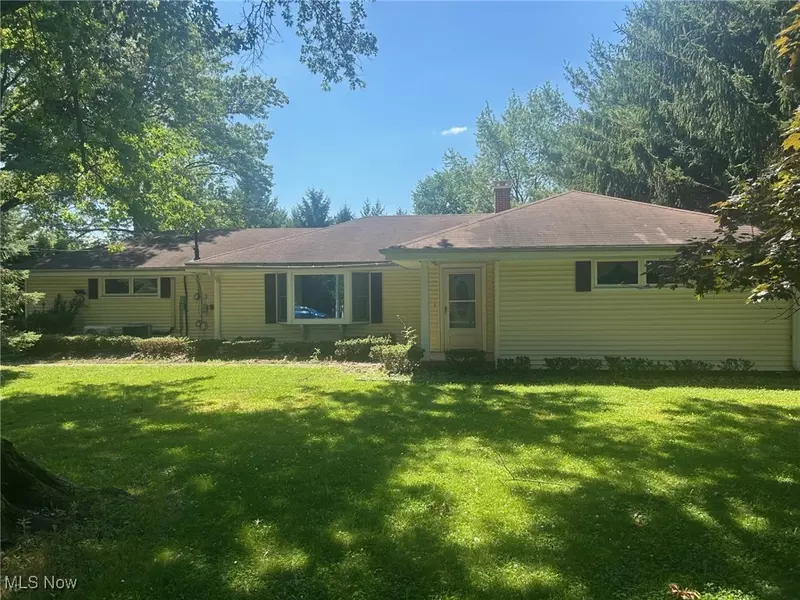 14890 Prospect RD, Strongsville, OH 44149