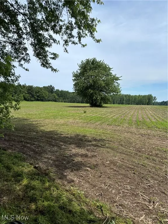 North Kingsville, OH 44030,4035 E Center ST