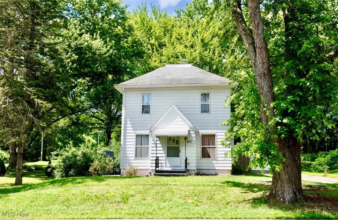 877 W Nimisila RD, New Franklin, OH 44319