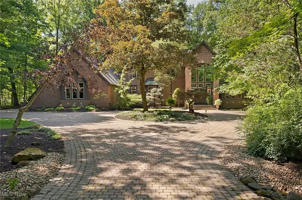 Medina, OH 44256,3382 Hardwood Hollow RD