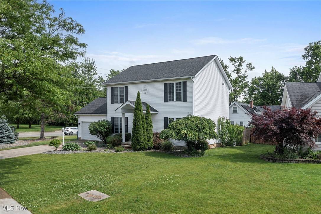 Willoughby, OH 44094,38440 Westminster LN