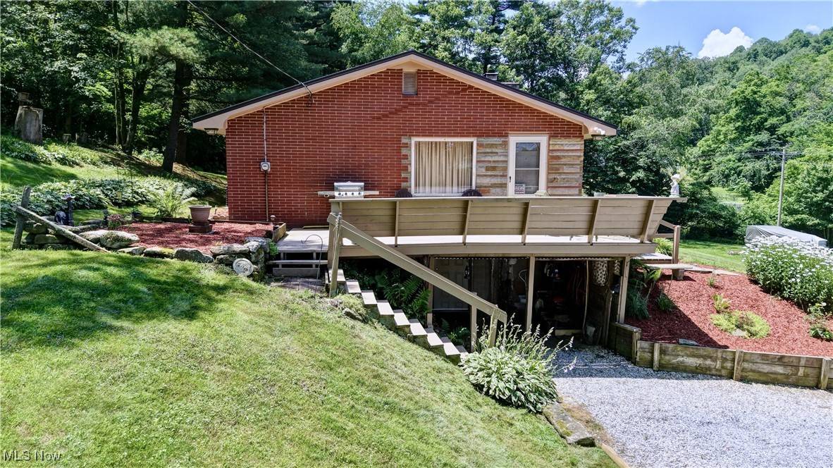 New Philadelphia, OH 44663,5882 Crooked Run RD SW