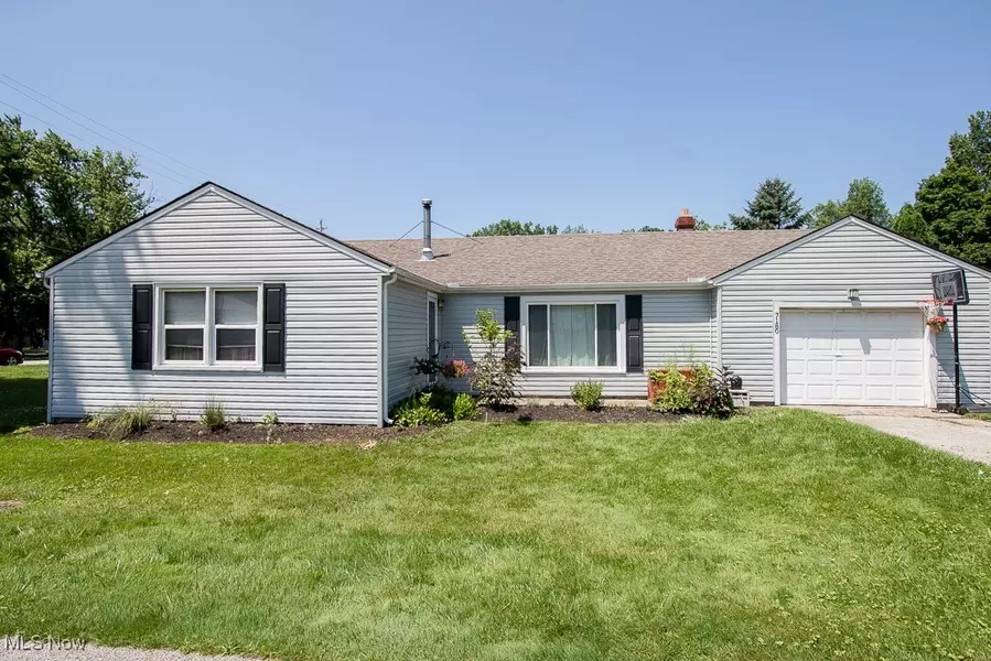 7180 Reynolds RD, Mentor, OH 44060
