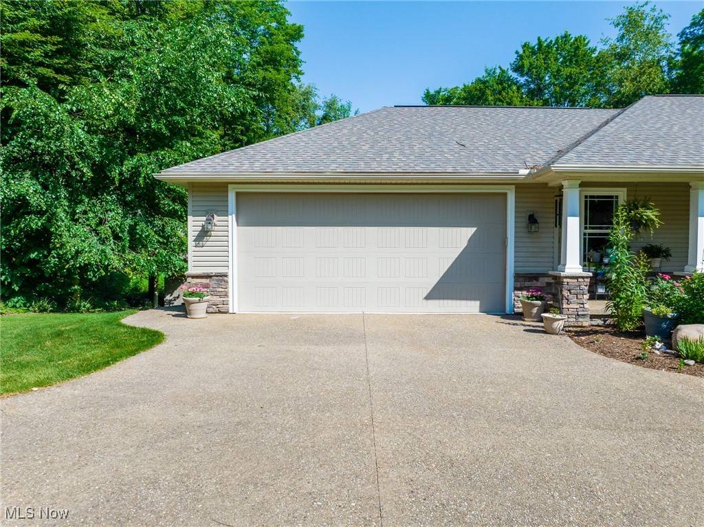 Fredericksburg, OH 44627,10235 Deer Run DR