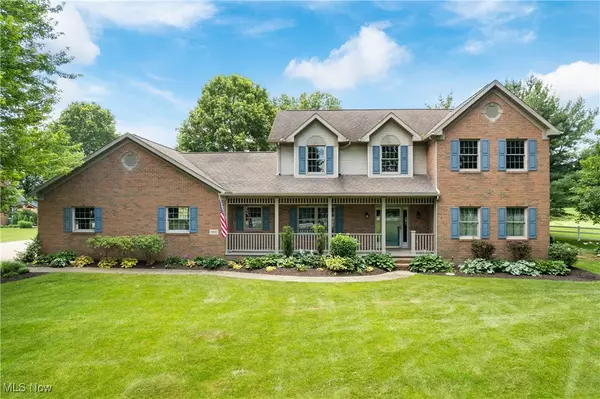 6180 Edison ST NE, Hartville, OH 44632