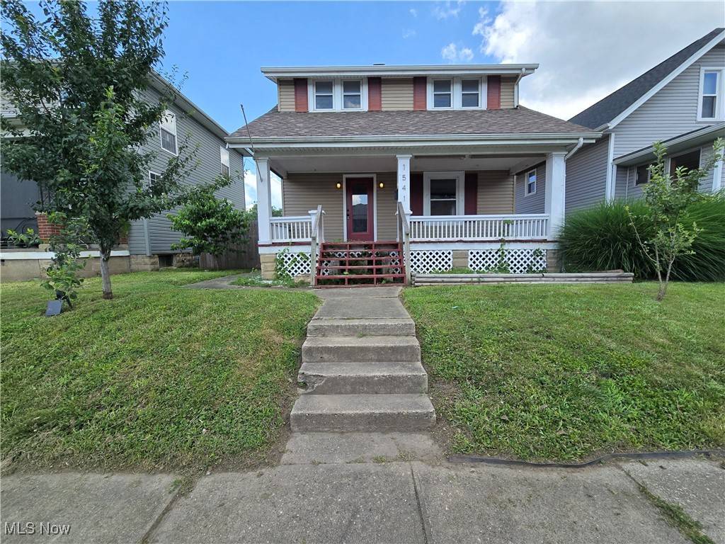 1541 Linden AVE, Zanesville, OH 43701