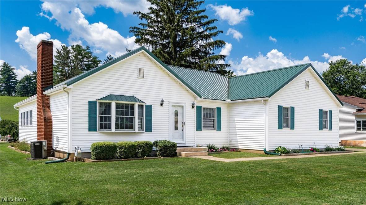 Zanesville, OH 43701,1700 Newark RD