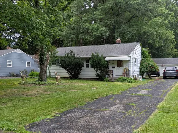 Olmsted Falls, OH 44138,7567 Inland DR