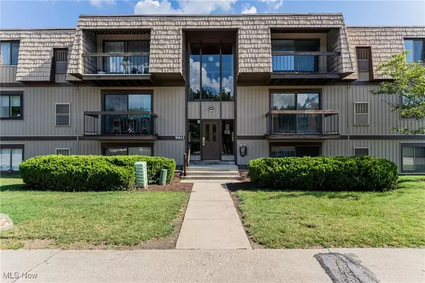9611 Sunrise BLVD #K2, North Royalton, OH 44133