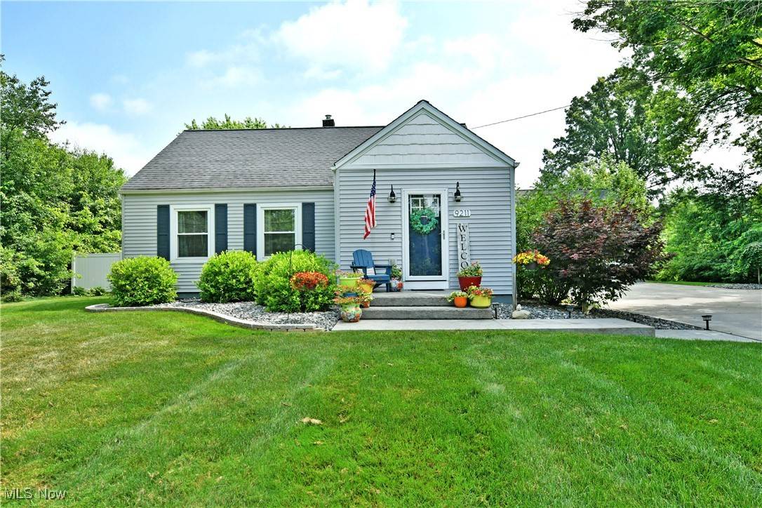 9211 Youngstown Pittsburgh RD, Springfield, OH 44514