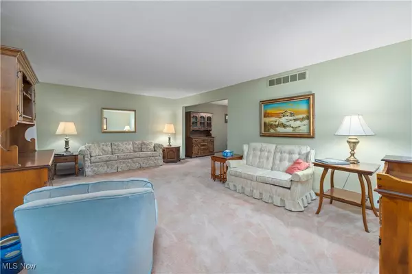 Elyria, OH 44035,417 Georgia AVE