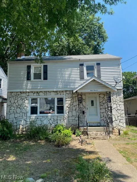 911 32nd ST, Parkersburg, WV 26104