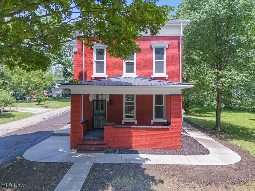 Wooster, OH 44691,638 High ST