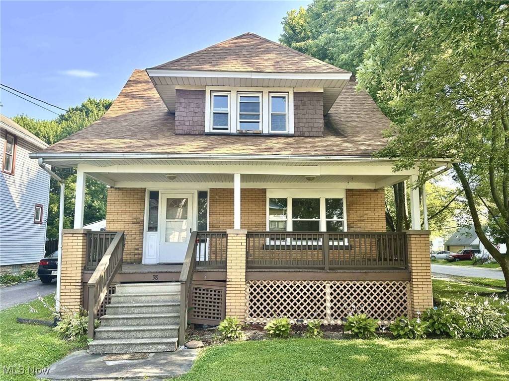 38 Franklin AVE, Niles, OH 44446