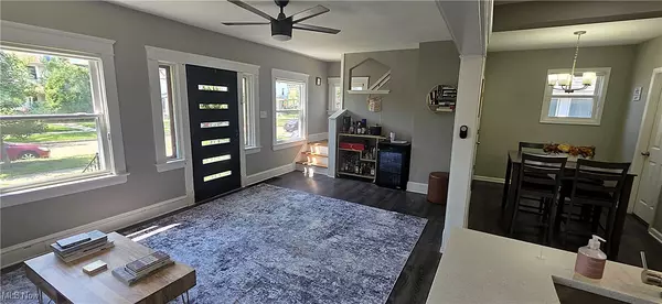 Lakewood, OH 44107,1675 Roosevelt AVE