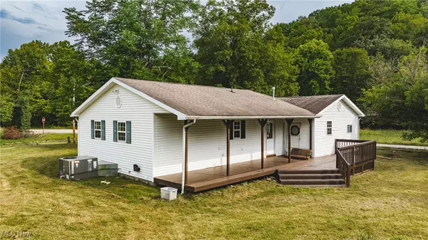Walker, WV 26180,3917 Walker RD