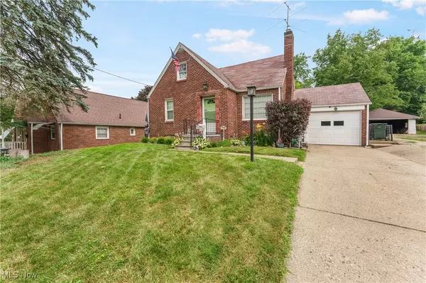 Canton, OH 44709,1703 Ferndale RD NW