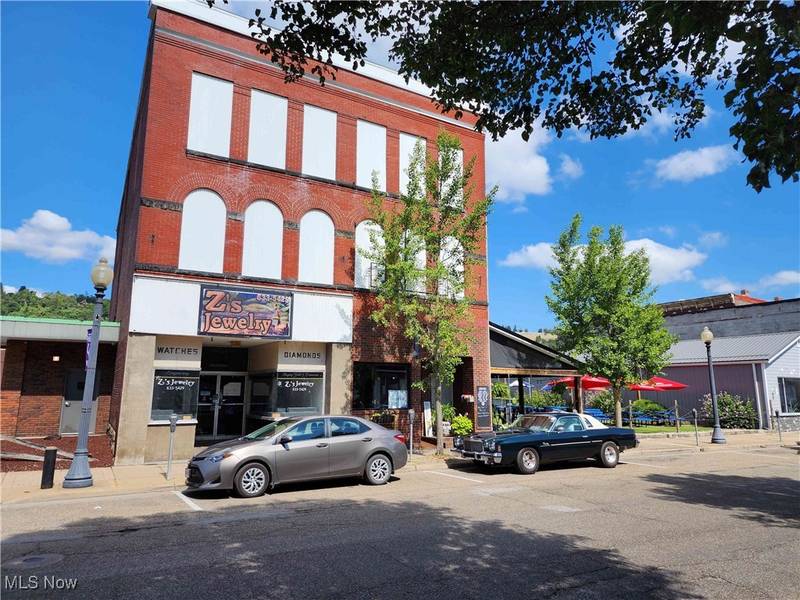 13-17 N 4th ST, Martins Ferry, OH 43935