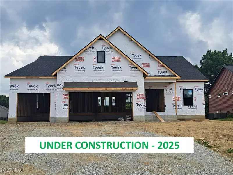 786 Fair Vista CIR SW, Hartville, OH 44632