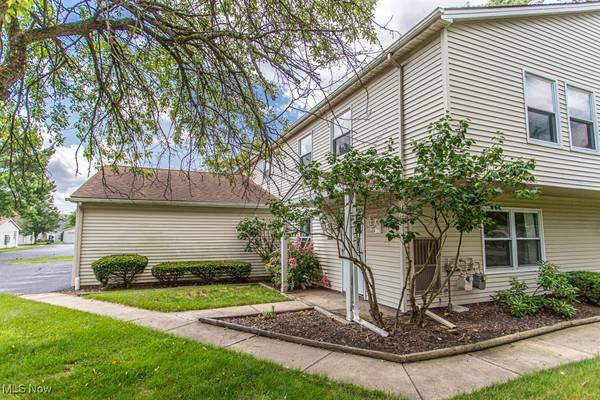 Cortland, OH 44410,3062 Ivy Hill CIR #D