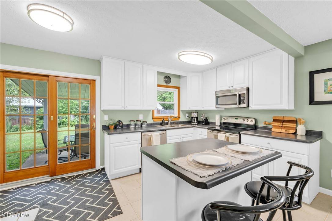 Seville, OH 44273,119 Elmwood DR