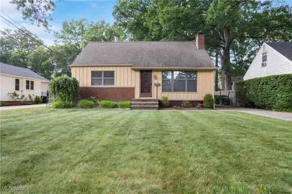 Westlake, OH 44145,1016 Dover Center RD