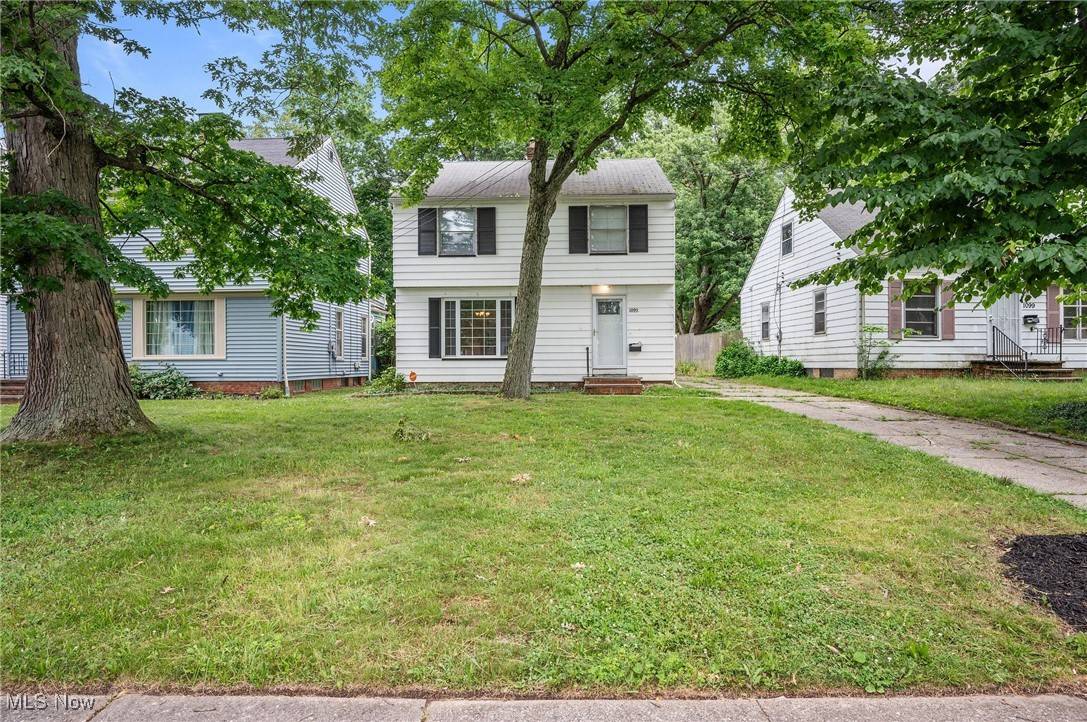 1095 Woodview RD, Cleveland Heights, OH 44121