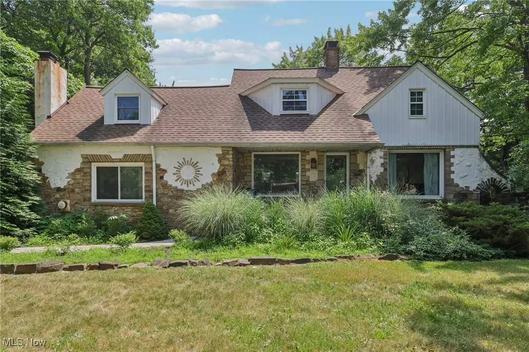 Richmond Heights, OH 44143,4832 Monticello BLVD