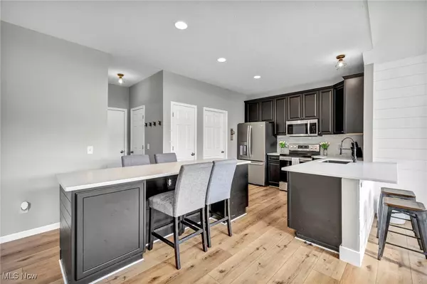 Brunswick, OH 44212,1383 Easton WAY