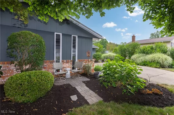 North Ridgeville, OH 44039,6435 Ridge Plaza DR