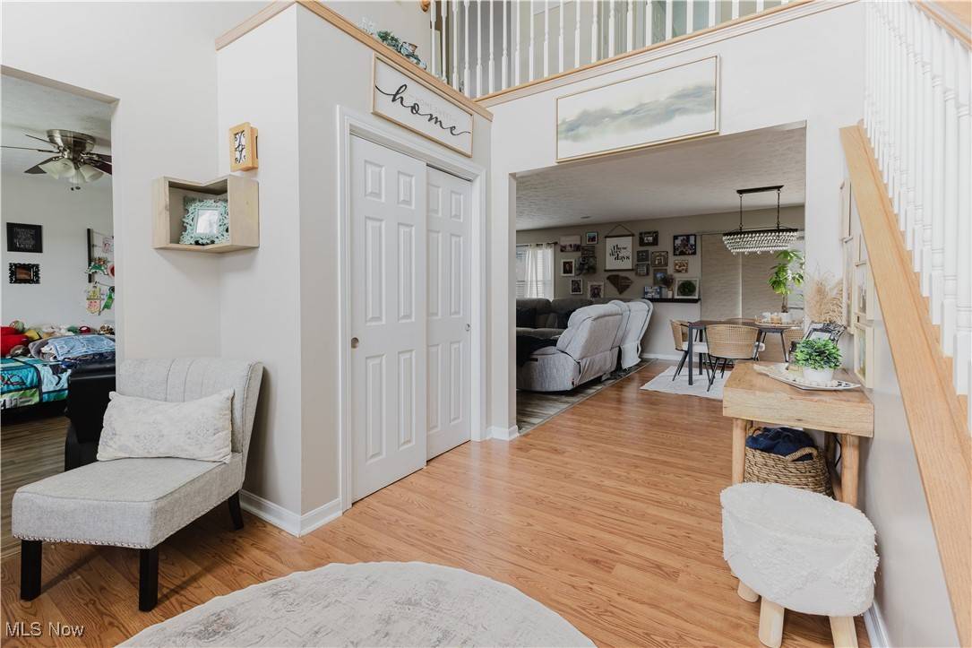 Follansbee, WV 26037,32 Par Three DR