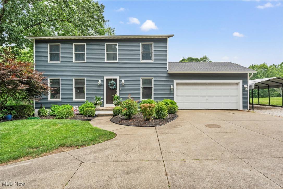 89 Mount Pleasant RD, Clinton, OH 44216