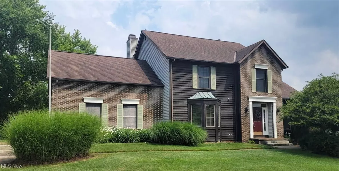 8883 Michaels LN, Broadview Heights, OH 44147