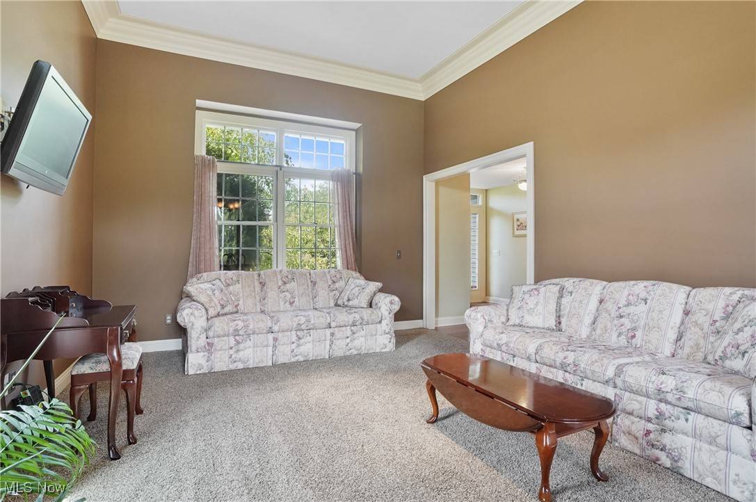 Broadview Heights, OH 44147,8883 Michaels LN