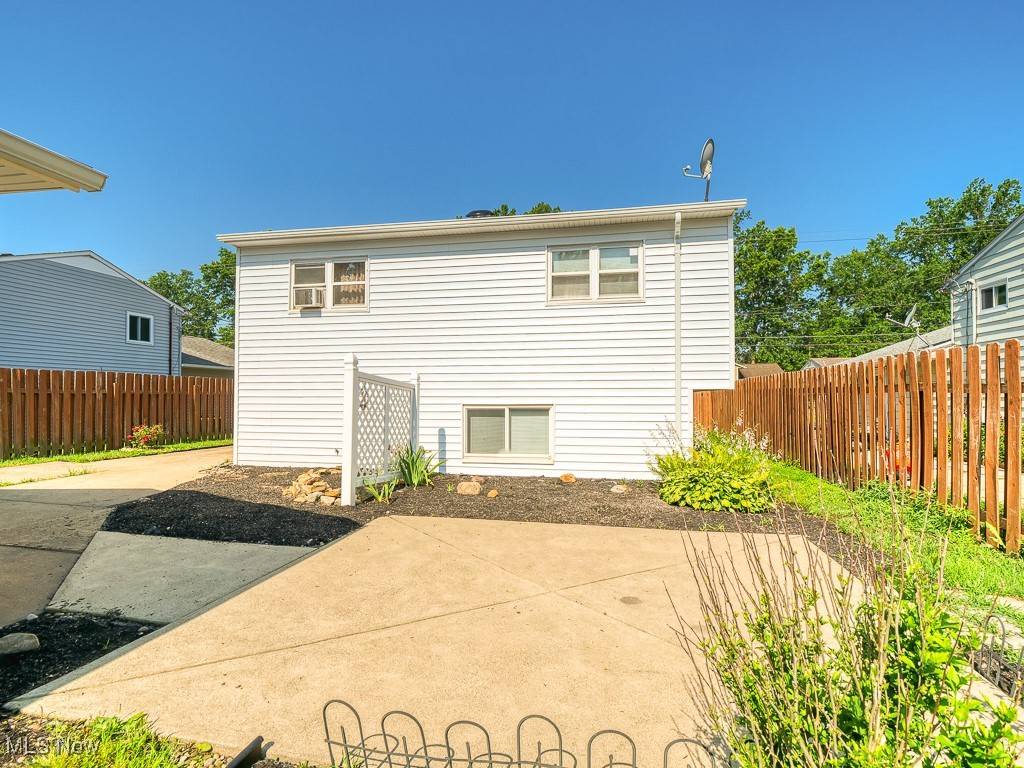 North Ridgeville, OH 44039,5965 Rosebelle AVE