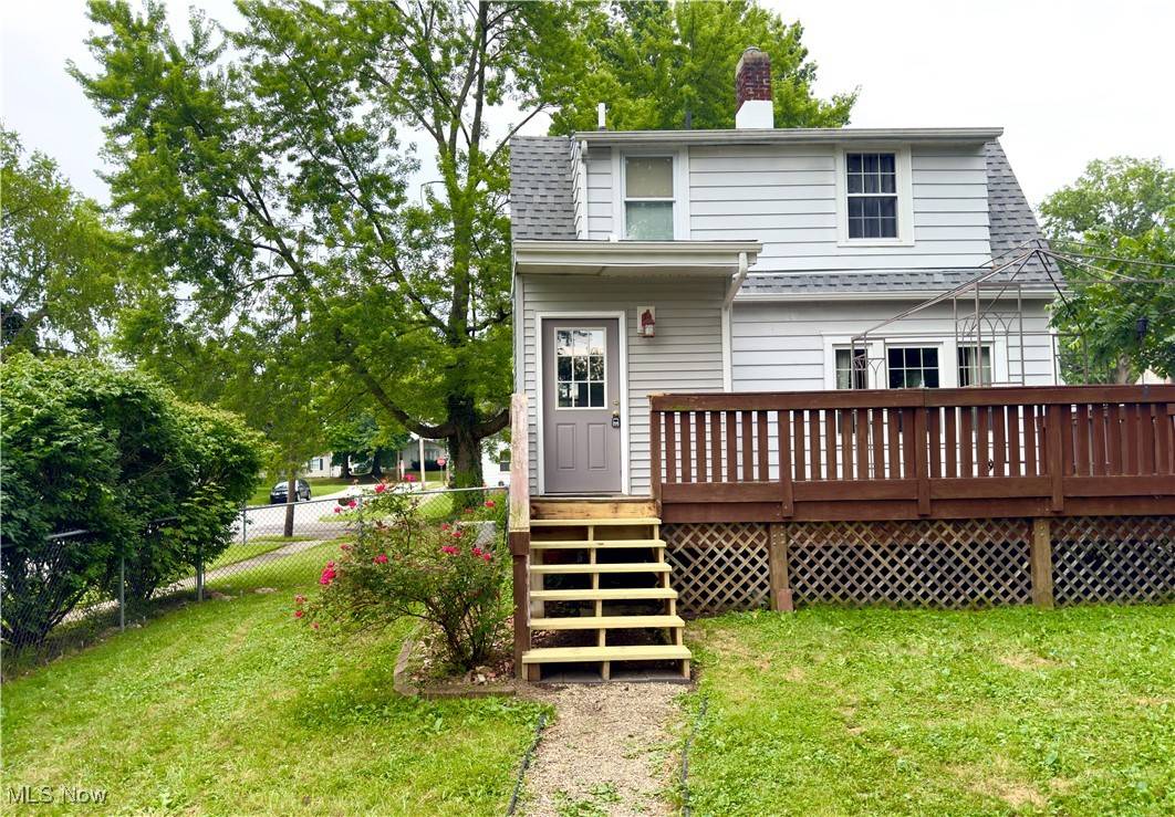 Cuyahoga Falls, OH 44221,2796 Fairview PL