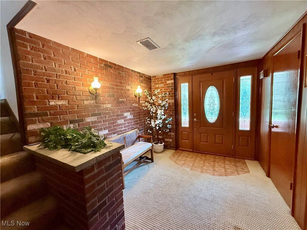 New Cumberland, WV 26047,1716 Cameron Hollow RD