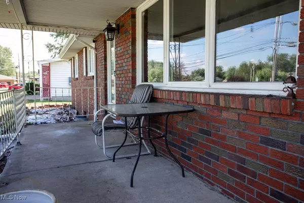 Campbell, OH 44405,456 Sycamore DR
