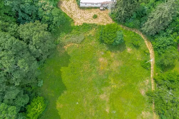 Navarre, OH 44662,10658 Lawndell RD SW