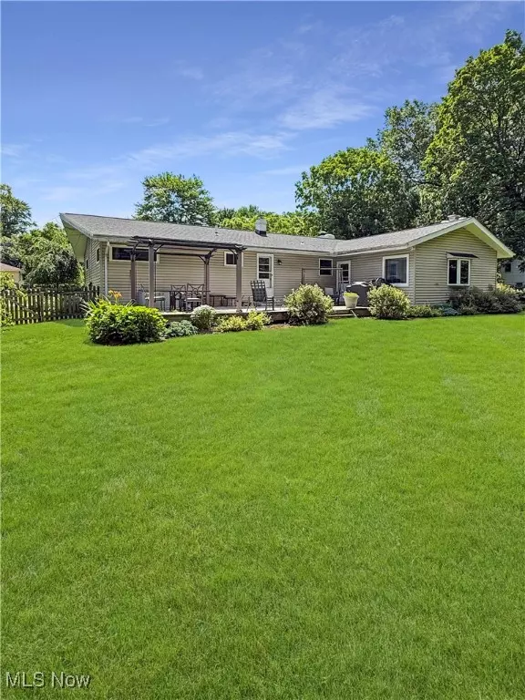 Silver Lake, OH 44224,3124 Harriett RD
