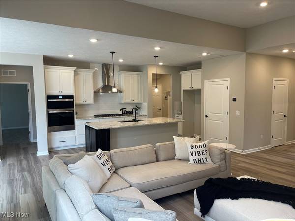 Concord, OH 44077,11338 Ivy Ridge DR