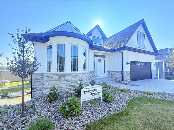 Eastlake, OH 44095,2048 Forest DR