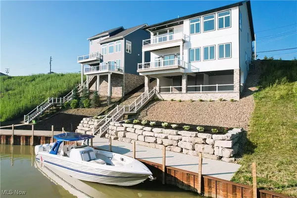 Eastlake, OH 44095,2048 Forest DR