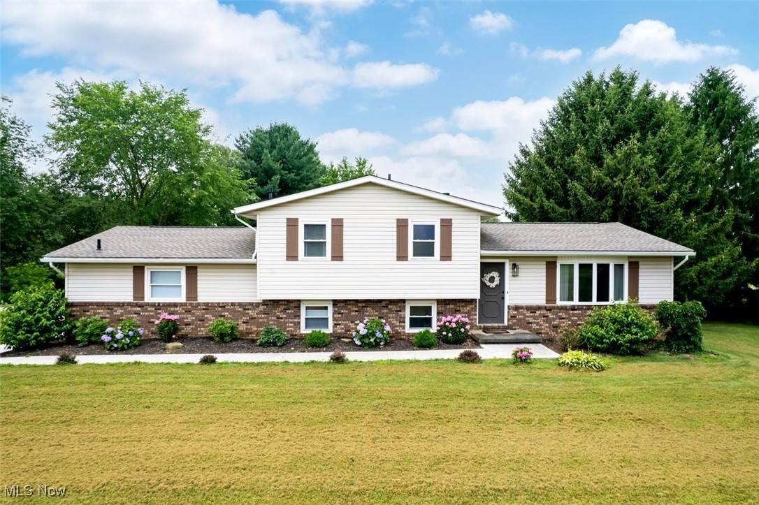 18259 William DR, Doylestown, OH 44230