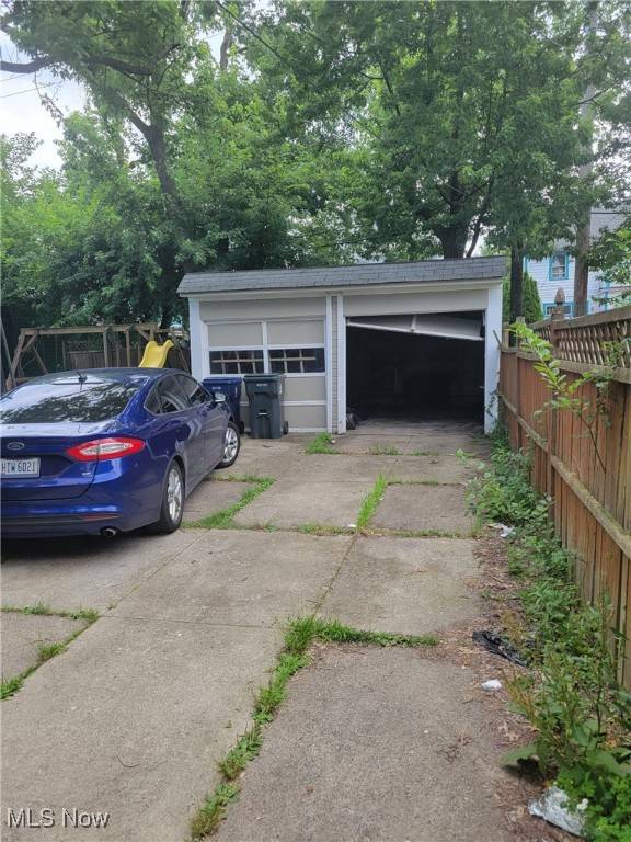 Cleveland Heights, OH 44118,2111 Goodnor RD